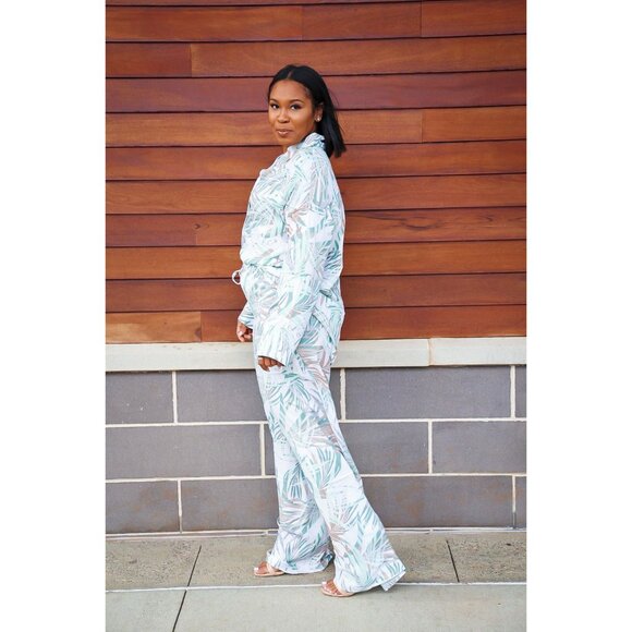 Olive Green Tropical Style 2 Piece Pant Set (Small) - Picture 4 of 4